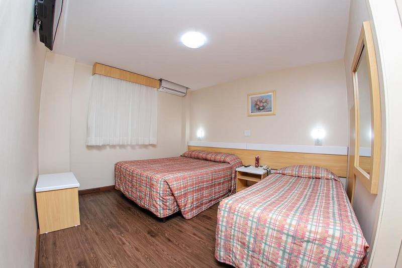 Express Terminal Tur - Rodoviaria 酒店 3*